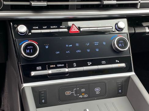 New 2026 Hyundai Santa Fe XRT AWD/4WD image 18