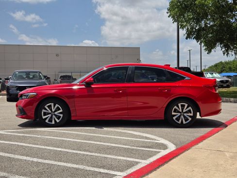 Used 2024 Honda Civic LX image 6