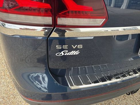Used 2021 Volkswagen Atlas SE w/ Panoramic Sunroof Package AWD/4WD image 32
