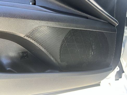 Used 2024 Toyota Camry SE image 23