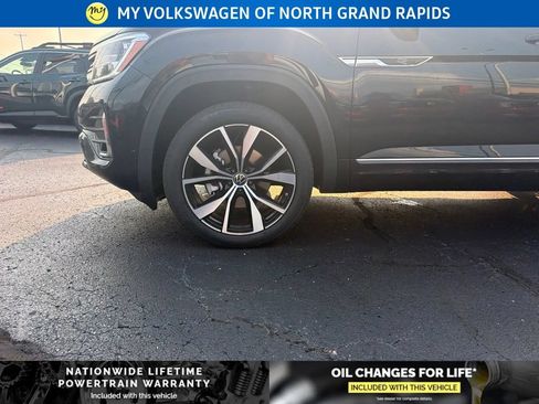 New 2026 Volkswagen Atlas SEL Premium R-Line AWD/4WD image 28