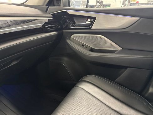 Used 2023 Acura MDX w/ Technology Package AWD/4WD image 16