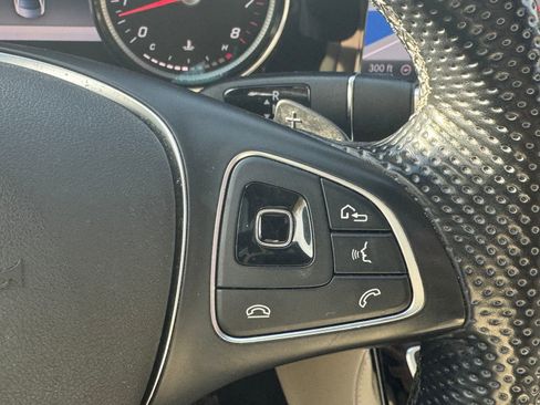 Used 2017 Mercedes-Benz E 300 4MATIC image 19