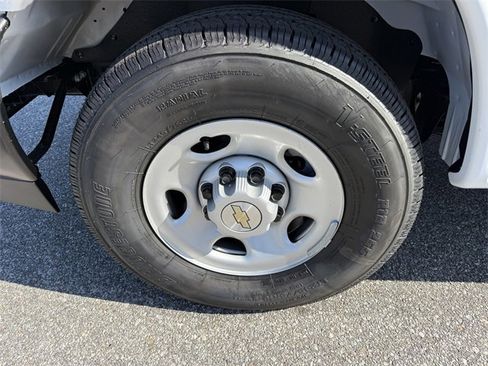 New 2025 Chevrolet Express 2500 w/ Driver Convenience Package image 9