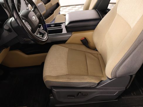 Used 2022 Ford F150 XLT w/ Equipment Group 302A High image 12