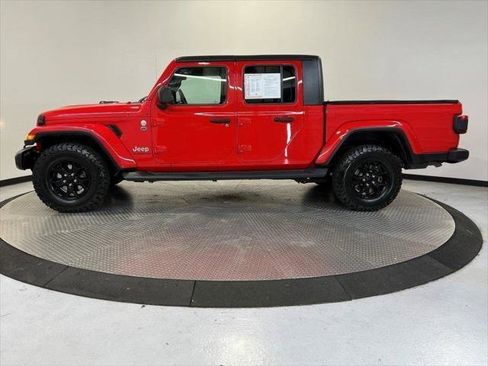 Certified 2021 Jeep Gladiator Overland w/ Cold Weather Group image 4