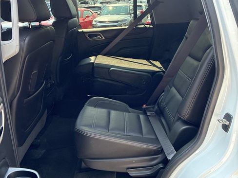 Used 2016 GMC Yukon Denali AWD/4WD image 4