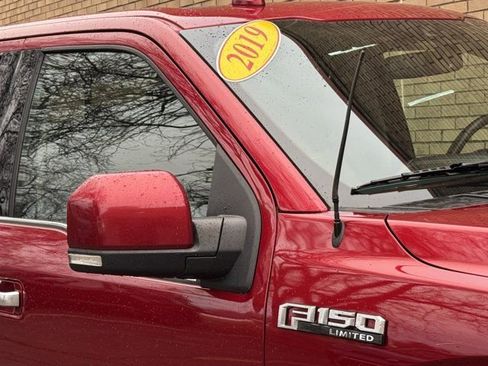 Used 2019 Ford F150 Limited image 9