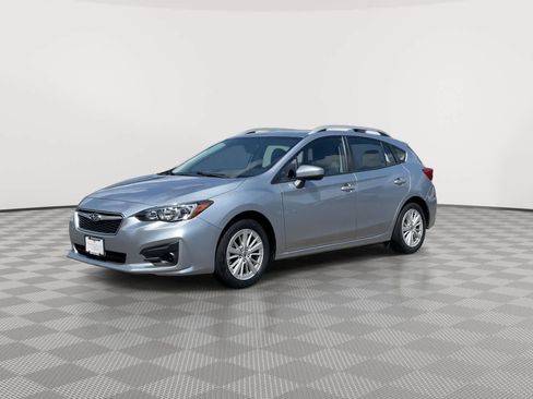 Used 2017 Subaru Impreza 2.0i Premium AWD/4WD image 4