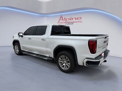 Used 2022 GMC Sierra 1500 Denali w/ Technology Package AWD/4WD image 3