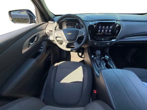 Used 2023 Chevrolet Traverse LT AWD/4WD image 15