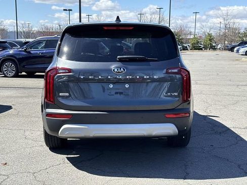 Used 2020 Kia Telluride LX image 3