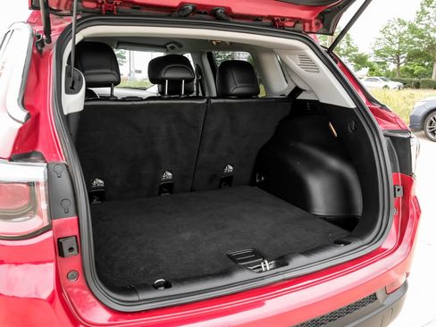Used 2017 Jeep Compass Latitude w/ Popular Equipment Group FWD image 52