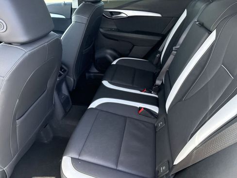 Used 2025 Buick Envision Sport Touring image 14