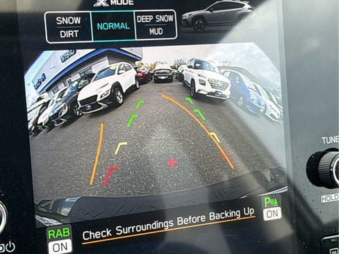 Used 2024 Subaru Crosstrek 2.5i Limited w/ Crosstrek Mirror Package AWD/4WD image 13