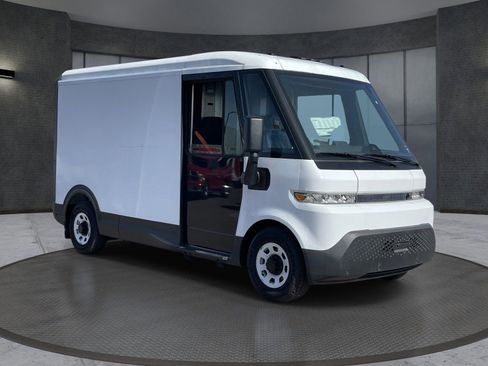 Used 2024 Chevrolet Brightdrop 400 w/ Commercial Equipment Package AWD/4WD image 8