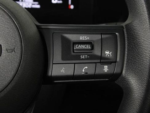 Certified 2025 Nissan Kicks SV FWD image 26