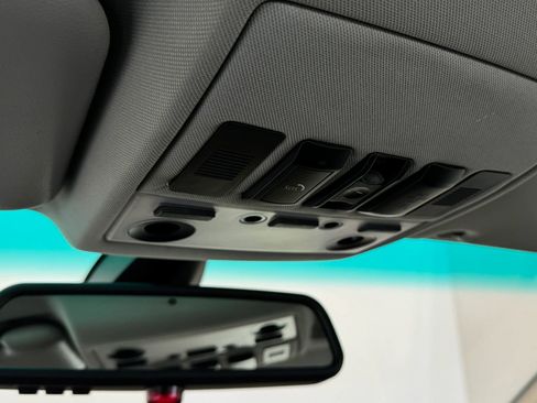 Used 2006 BMW 530xi Wagon image 25