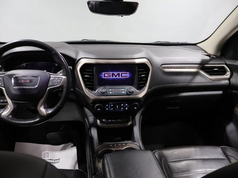 Used 2020 GMC Acadia Denali w/ Denali Ultimate Package AWD/4WD image 17
