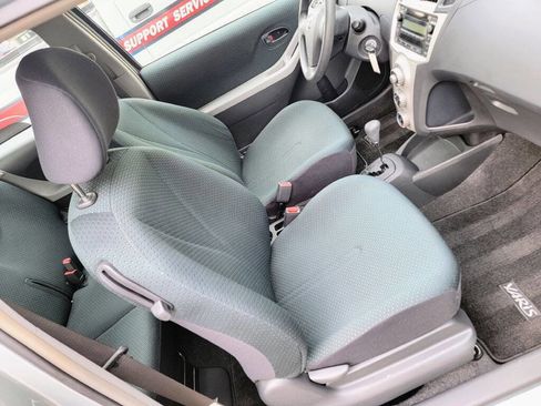 Used 2008 Toyota Yaris 2-Door Hatchback image 35