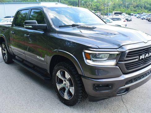 Used 2019 RAM 1500 Laramie w/ Sport Appearance Package AWD/4WD image 4