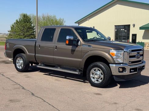 Used 2015 Ford F250 Lariat w/ Chrome Package AWD/4WD image 30