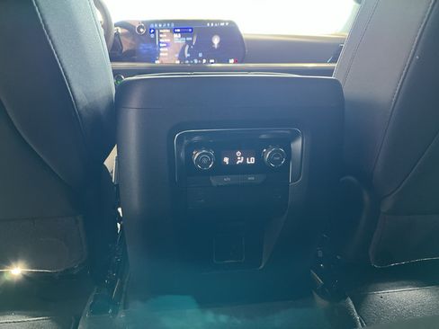New 2026 Chevrolet Tahoe LS RWD image 15