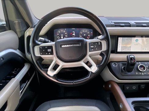 Used 2022 Land Rover Defender 110 X-Dynamic HSE AWD/4WD image 6