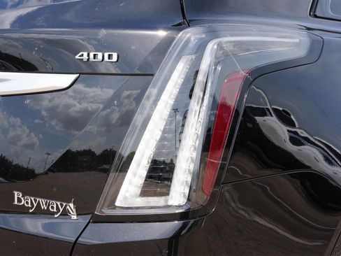 New 2025 Cadillac XT5 Sportv w/ LPO, Red Accent Package image 23