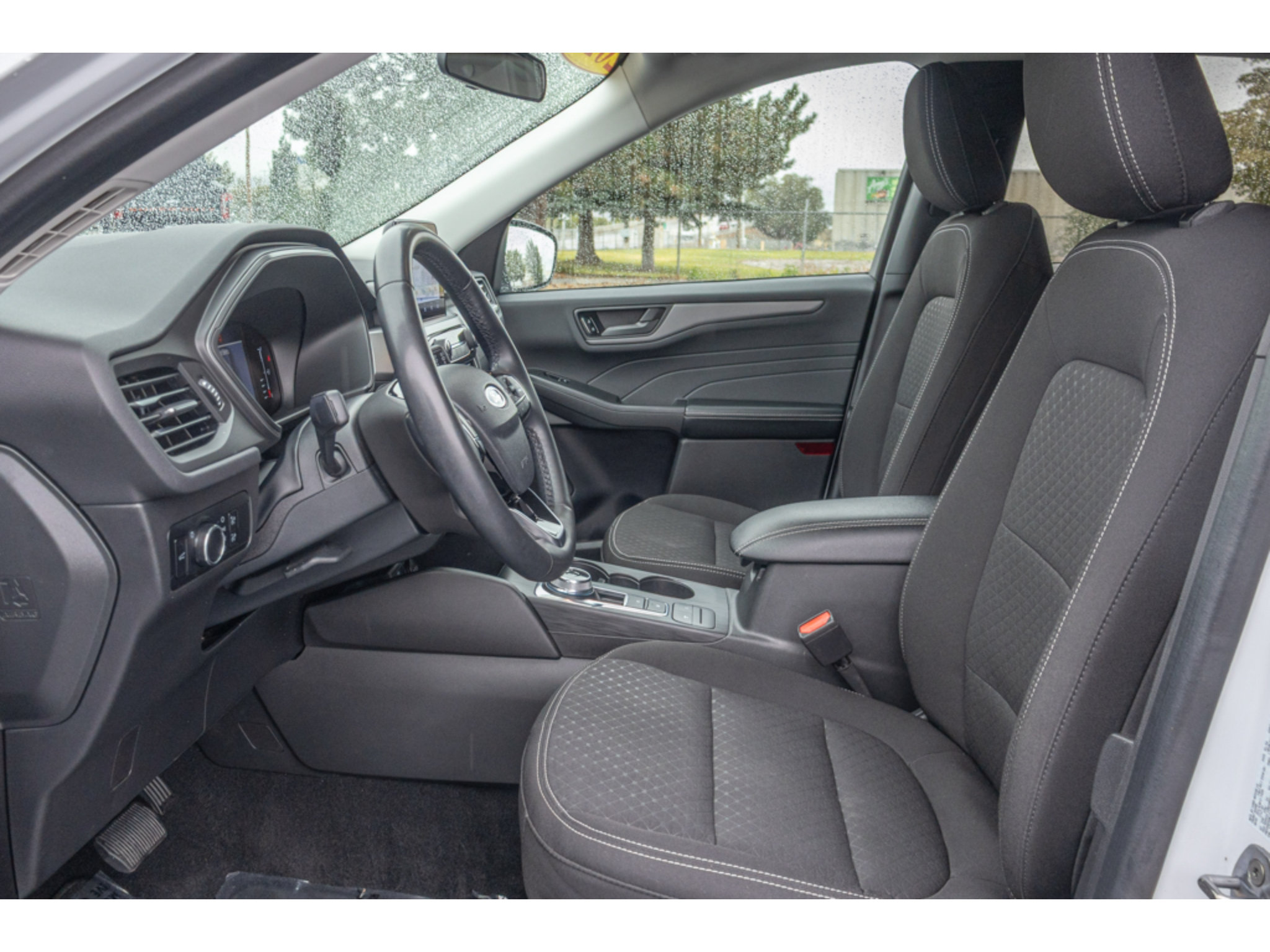 Used 2024 Ford Escape Active AWD/4WD image 15