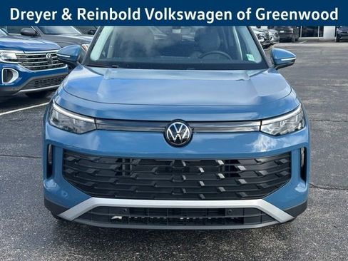 New 2026 Volkswagen Tiguan SE image 2