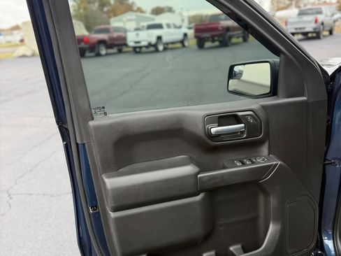Used 2021 Chevrolet Silverado 1500 Custom w/ Safety Confidence Package image 58