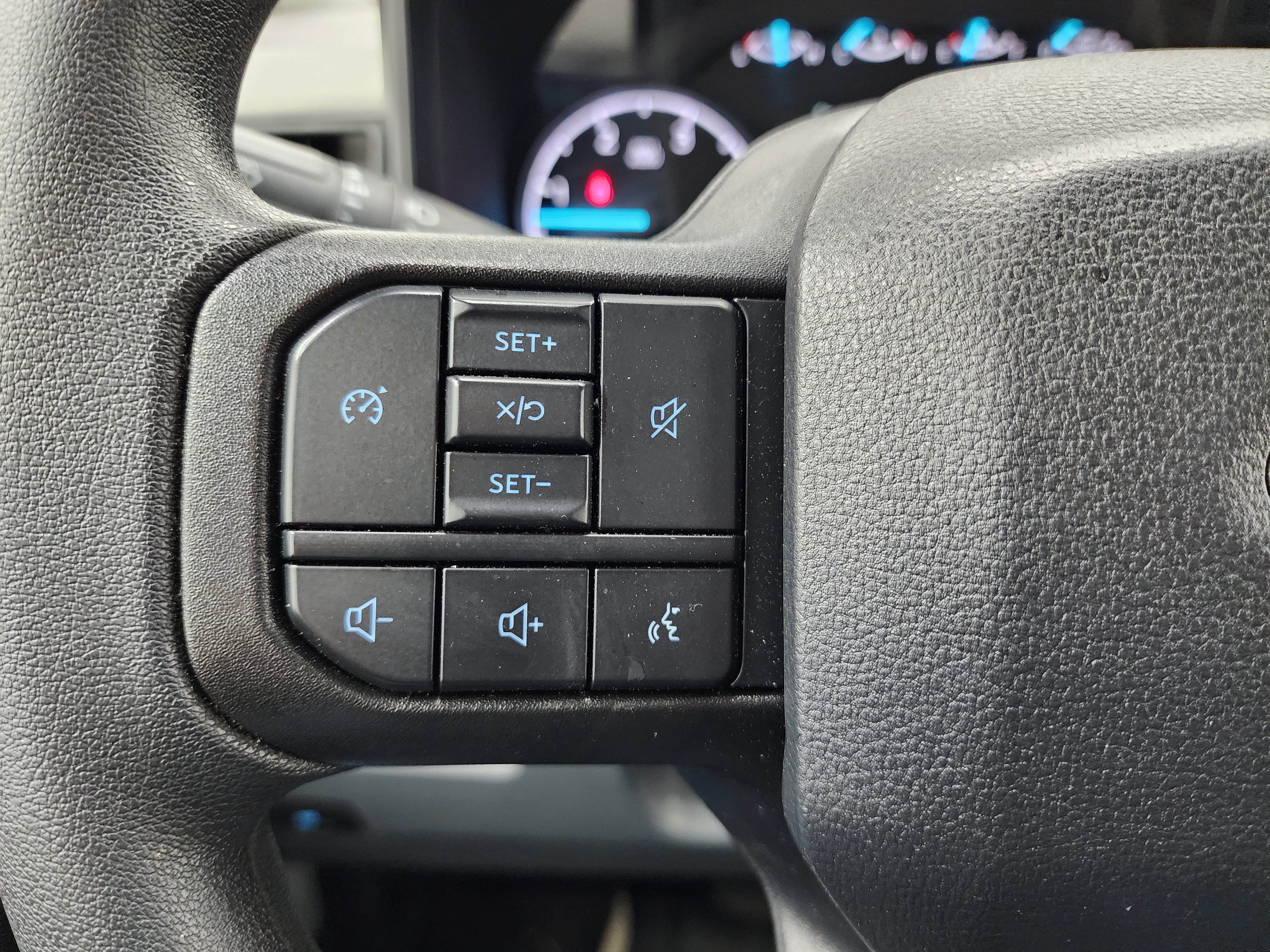 Used 2025 Ford F350 XL w/ 360-Degree Camera Package AWD/4WD image 18