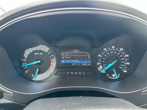 Used 2018 Ford Fusion SE image 34