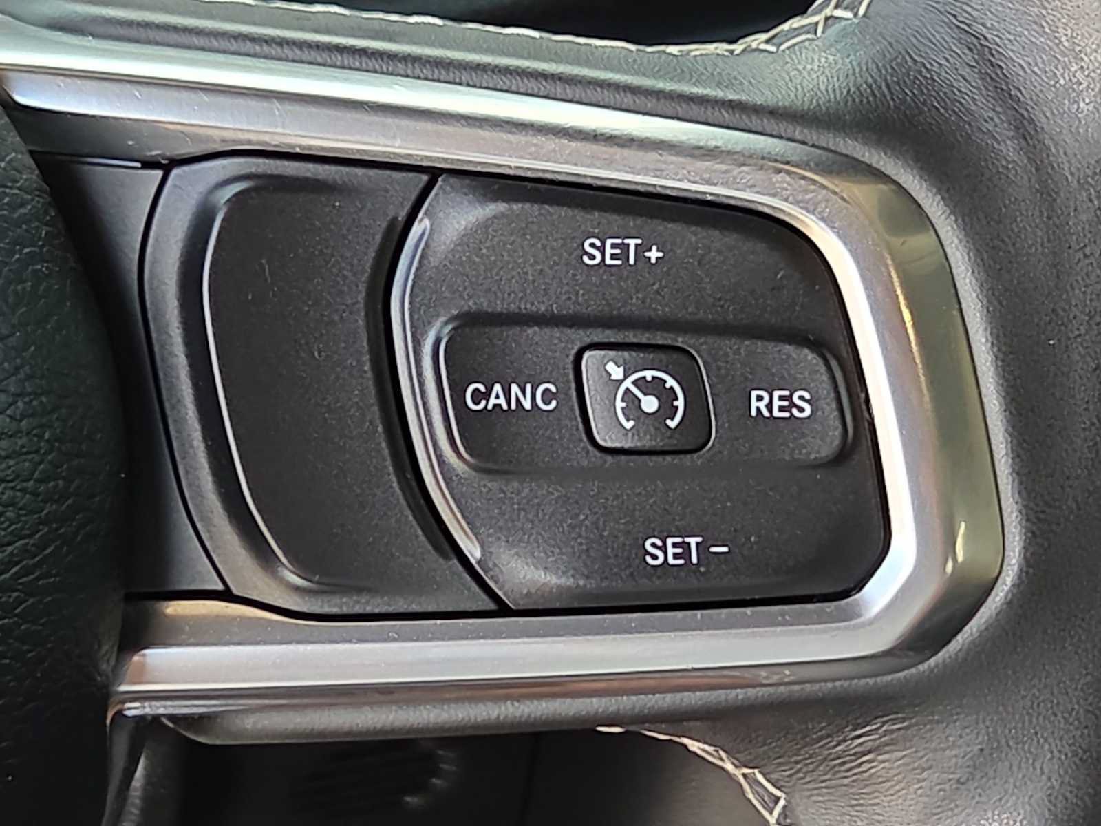 Used 2019 Jeep Wrangler Unlimited Rubicon AWD/4WD image 23