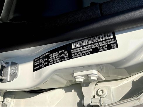 Used 2021 Jeep Renegade Limited w/ Sun & Sound Group image 36