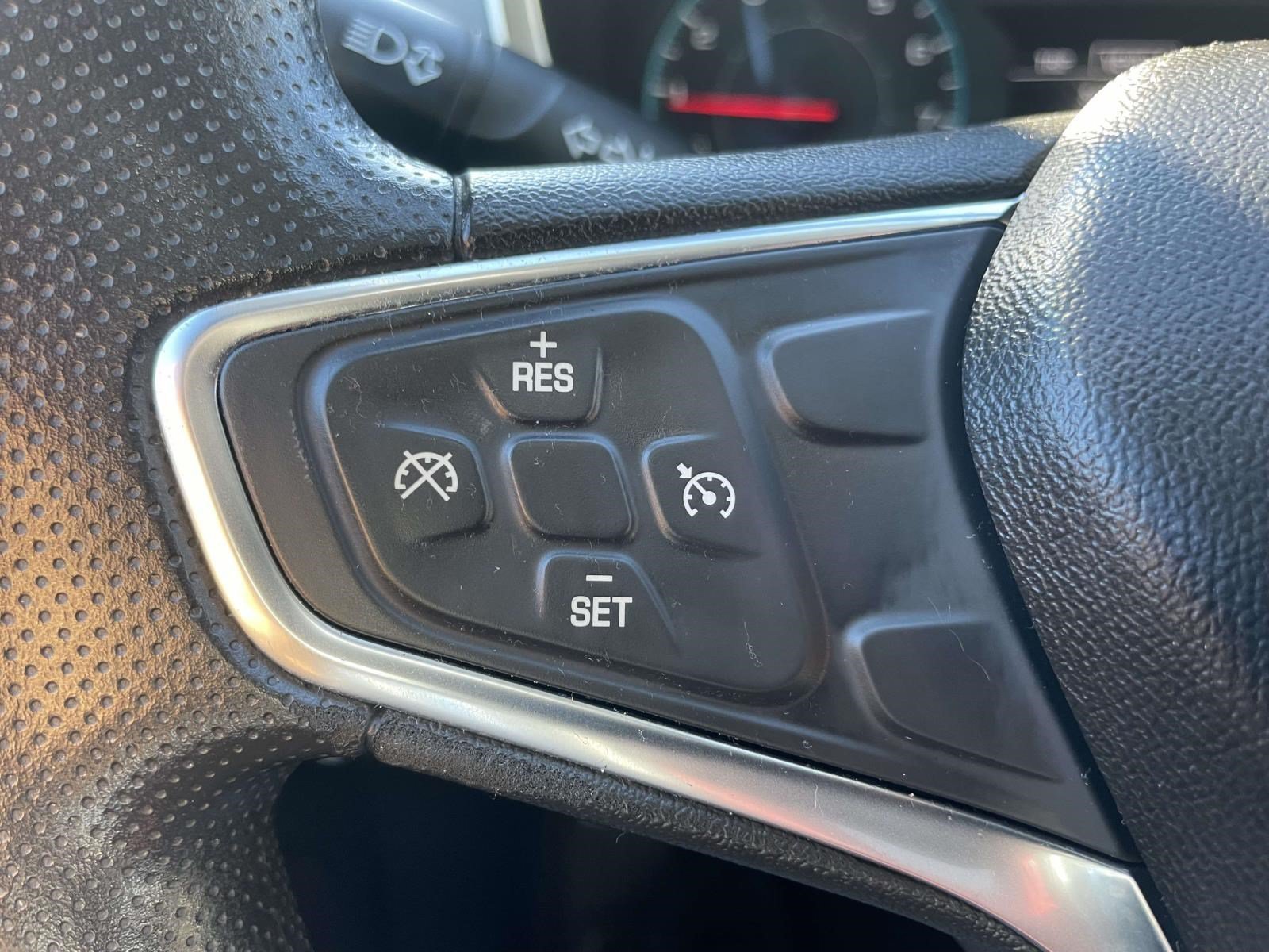 Used 2019 Chevrolet Equinox LS FWD image 20