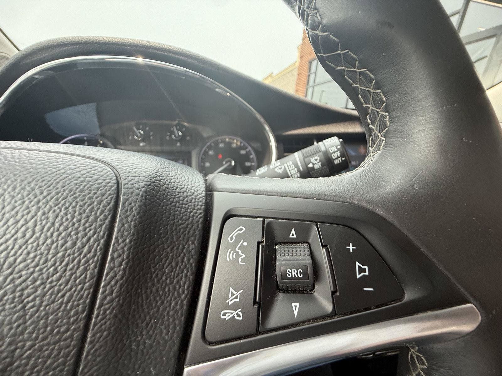 Used 2018 Buick Encore Preferred AWD/4WD image 21