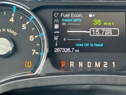 Used 2012 Ford F150 Lariat w/ Lariat Chrome Pkg image 12