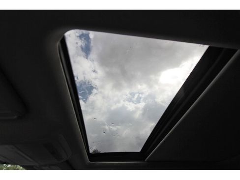 Used 2025 MAZDA CX-50 AWD 2.5 Hybrid w/ Premium Pkg image 23