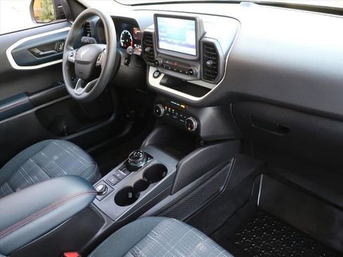 Used 2023 Ford Bronco Sport Heritage image 11