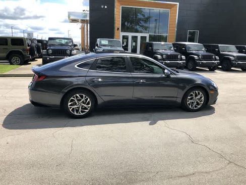 Used 2020 Hyundai Sonata SEL w/ Convenience + Sunroof Package FWD image 7