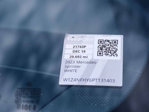 Used 2023 Mercedes-Benz Sprinter 2500 w/ Acoustic Package image 30
