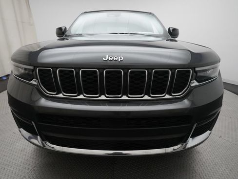 Used 2022 Jeep Grand Cherokee L Laredo w/ Luxury Tech Group I AWD/4WD image 22