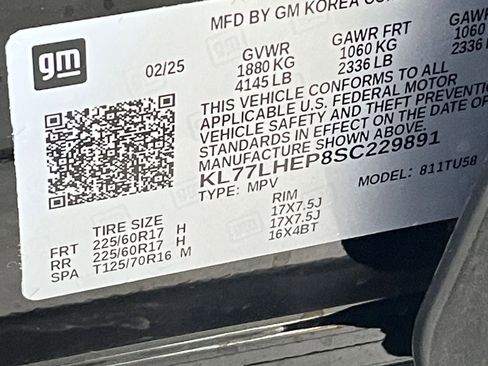 Used 2025 Chevrolet Trax LT image 29