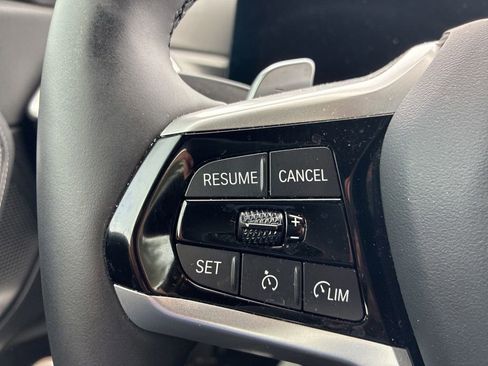 Used 2025 BMW 230i Coupe w/ Premium Package RWD image 10