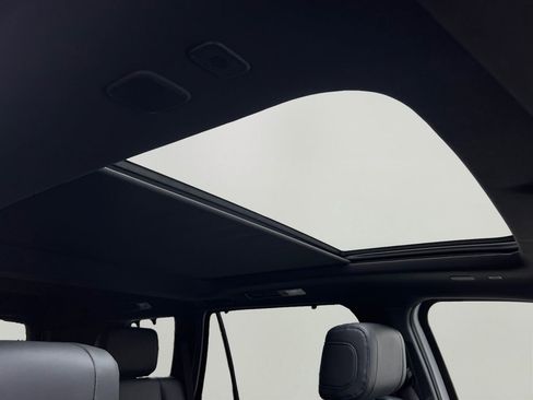 New 2026 Toyota Sequoia Platinum AWD/4WD image 4