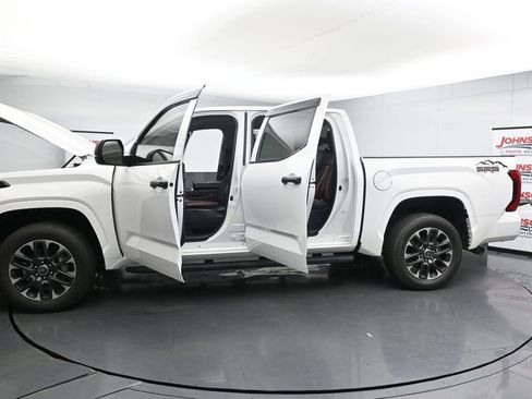 Used 2024 Toyota Tundra SR image 28