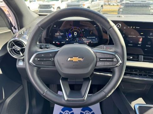 Certified 2025 Chevrolet Equinox LT image 14