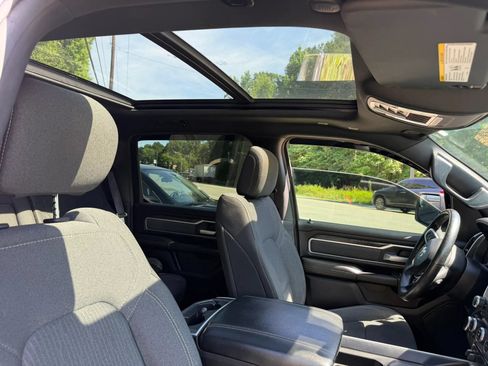 Used 2020 RAM 1500 Big Horn AWD/4WD image 12